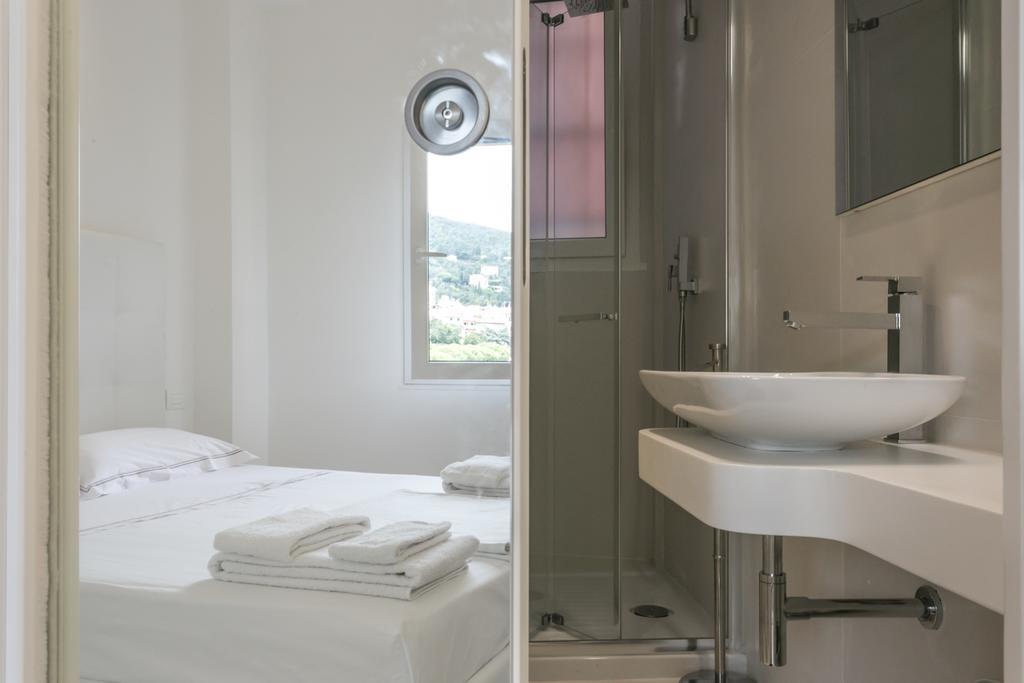 Al Molo Sea View Rooms Lerici Ngoại thất bức ảnh